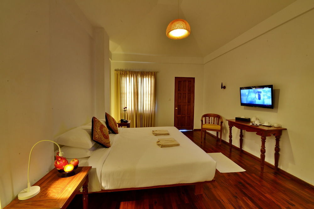 Oasis Hotel Nyaung-U Екстериор снимка