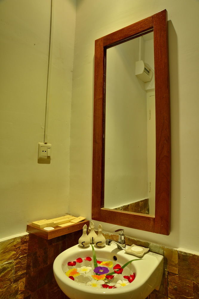 Oasis Hotel Nyaung-U Екстериор снимка