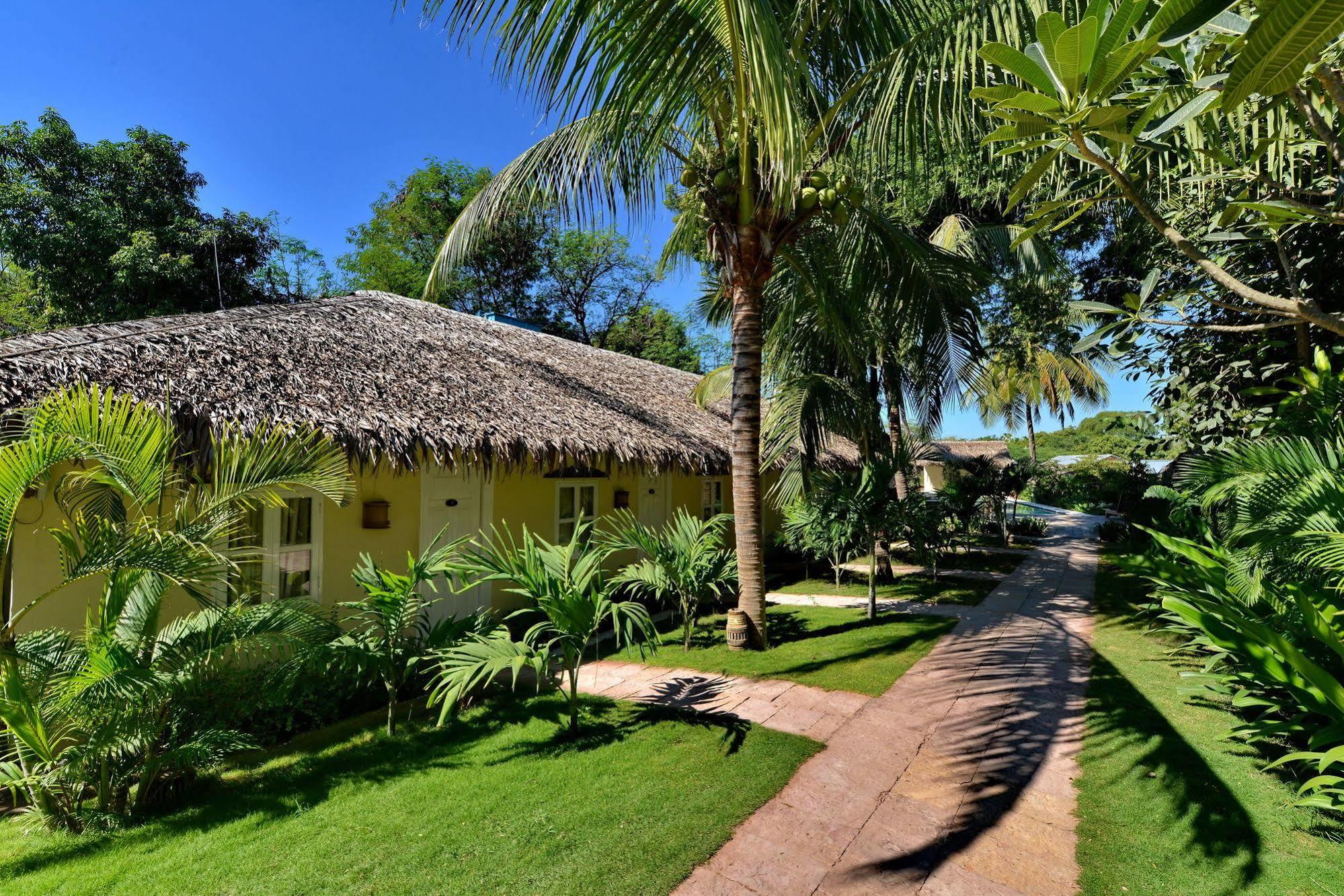 Oasis Hotel Nyaung-U Екстериор снимка