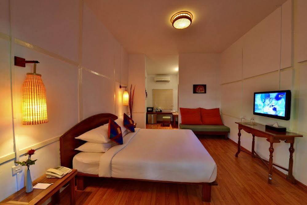 Oasis Hotel Nyaung-U Екстериор снимка